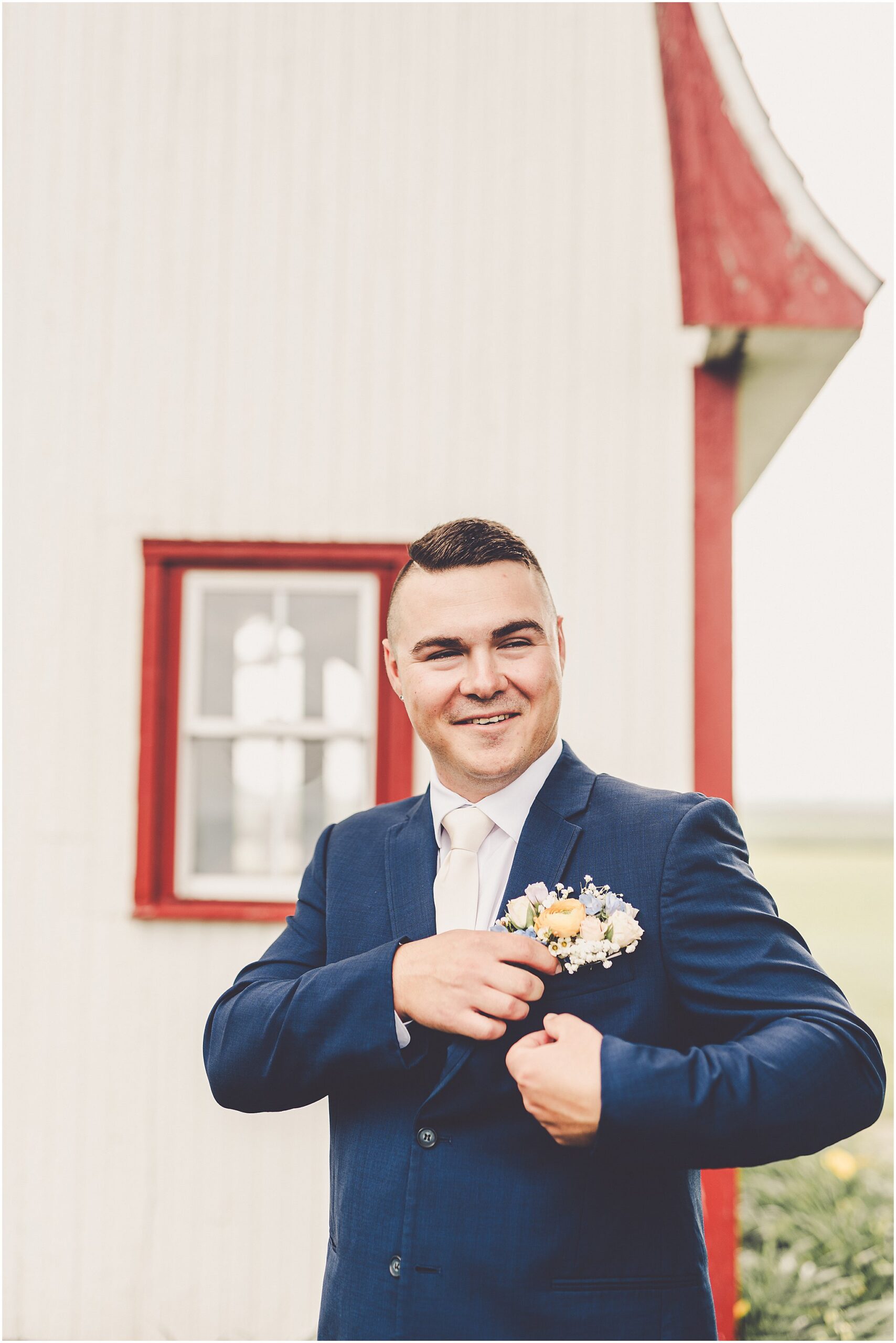 A look at Taylor & Kody's summer Hudson Farm wedding photos in Urbana, Illinois with Central Illinois photographer Kara Evans Photographer.