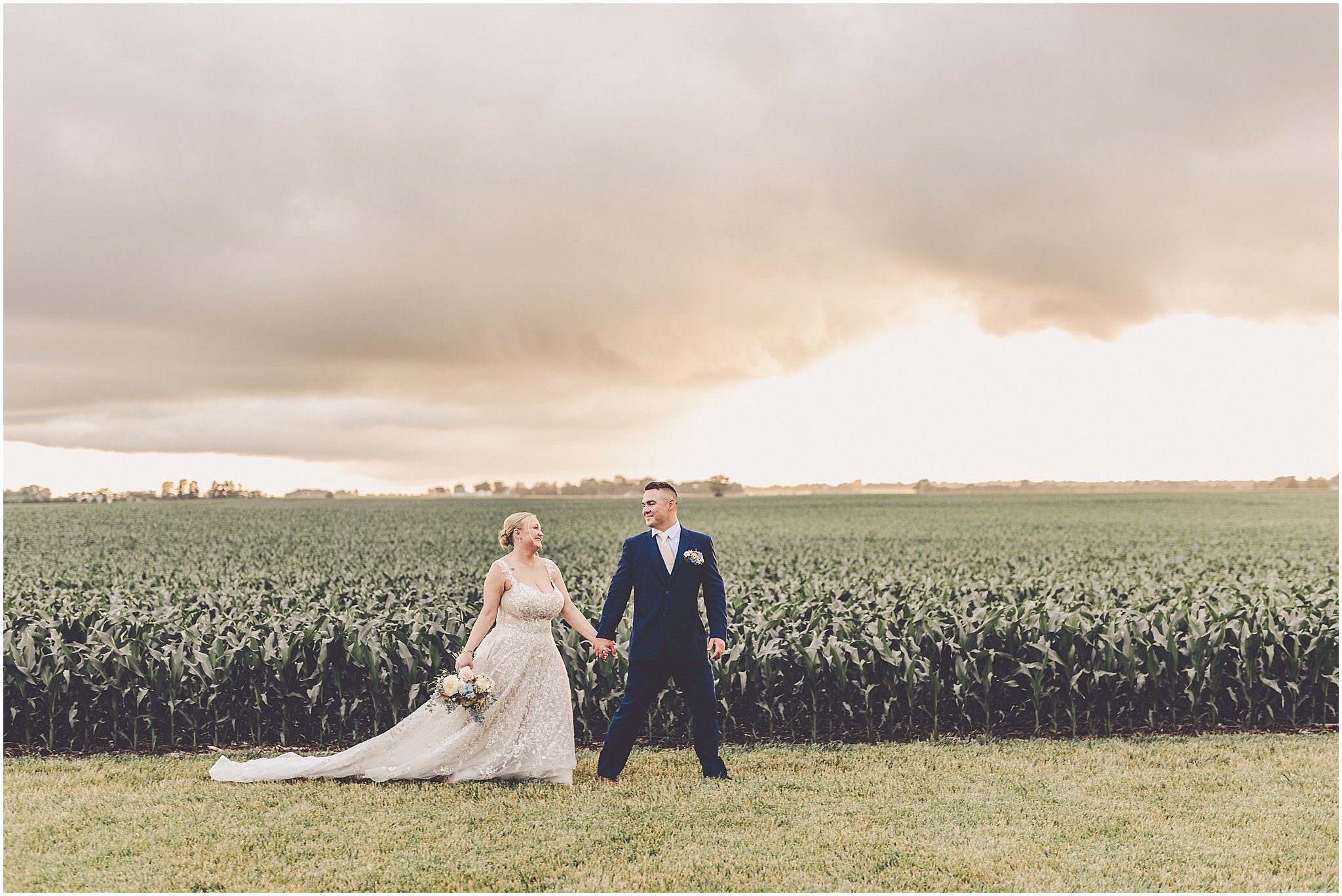 A look at Taylor & Kody's summer Hudson Farm wedding photos in Urbana, Illinois with Central Illinois photographer Kara Evans Photographer.