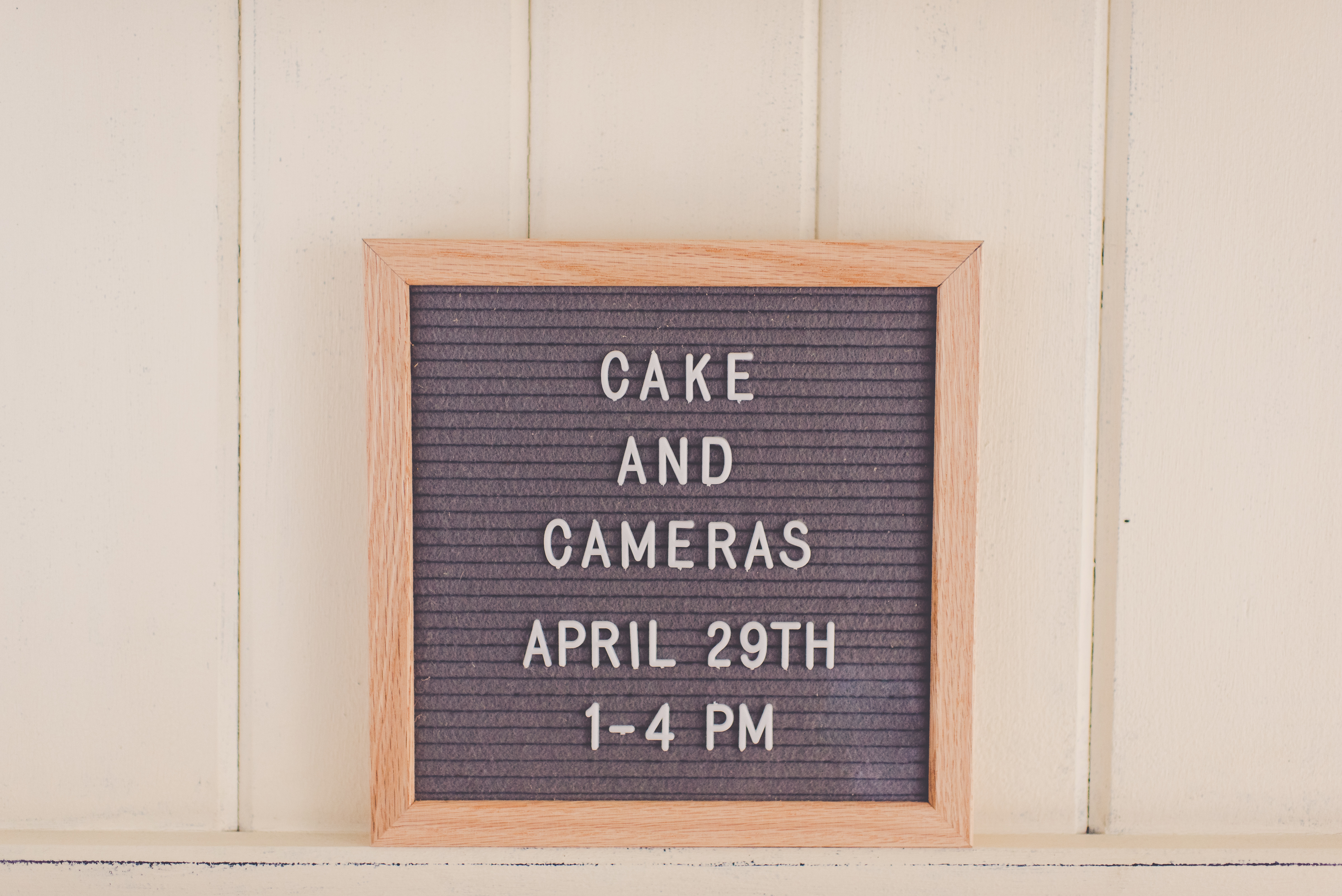Kara Evans Photographer - Central Illinois Photographer - Cake + Cameras - Intro Photography Class - Cake + Cameras Kara Evans - Kara Evans Photography Class