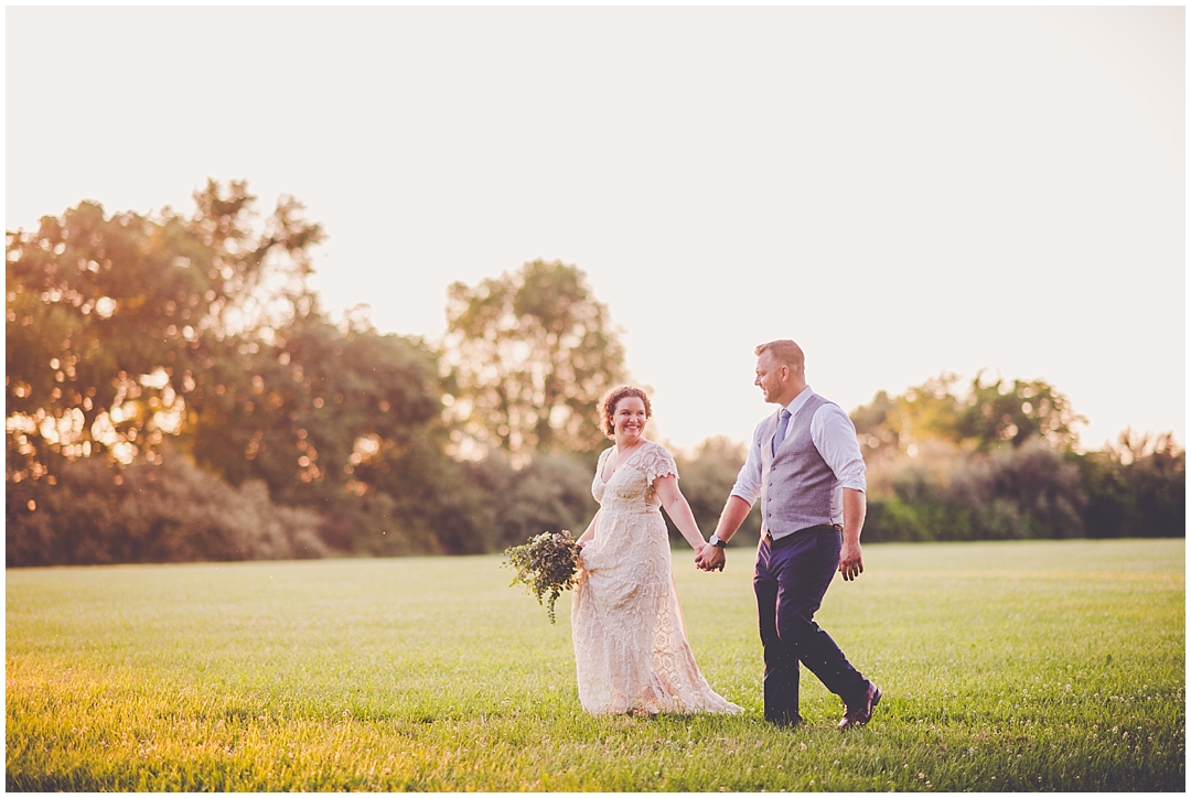 Kara Evans Photographer - Chicagoland Wedding Photographer - Wedding Wednesday Blogger - Romantic Sunset Photos on Your Wedding Day - Wedding Sunset Photos