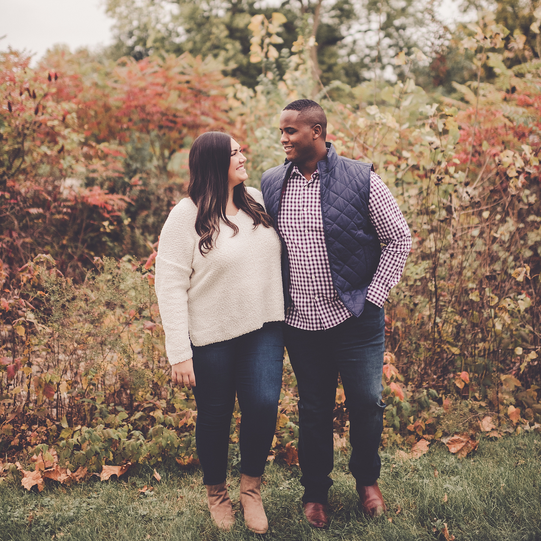 Jess and Dmarte's downtown Geneva and Fabyan Forest Preserve engagement with Chicagoland wedding photographer Kara Evans Photographer.