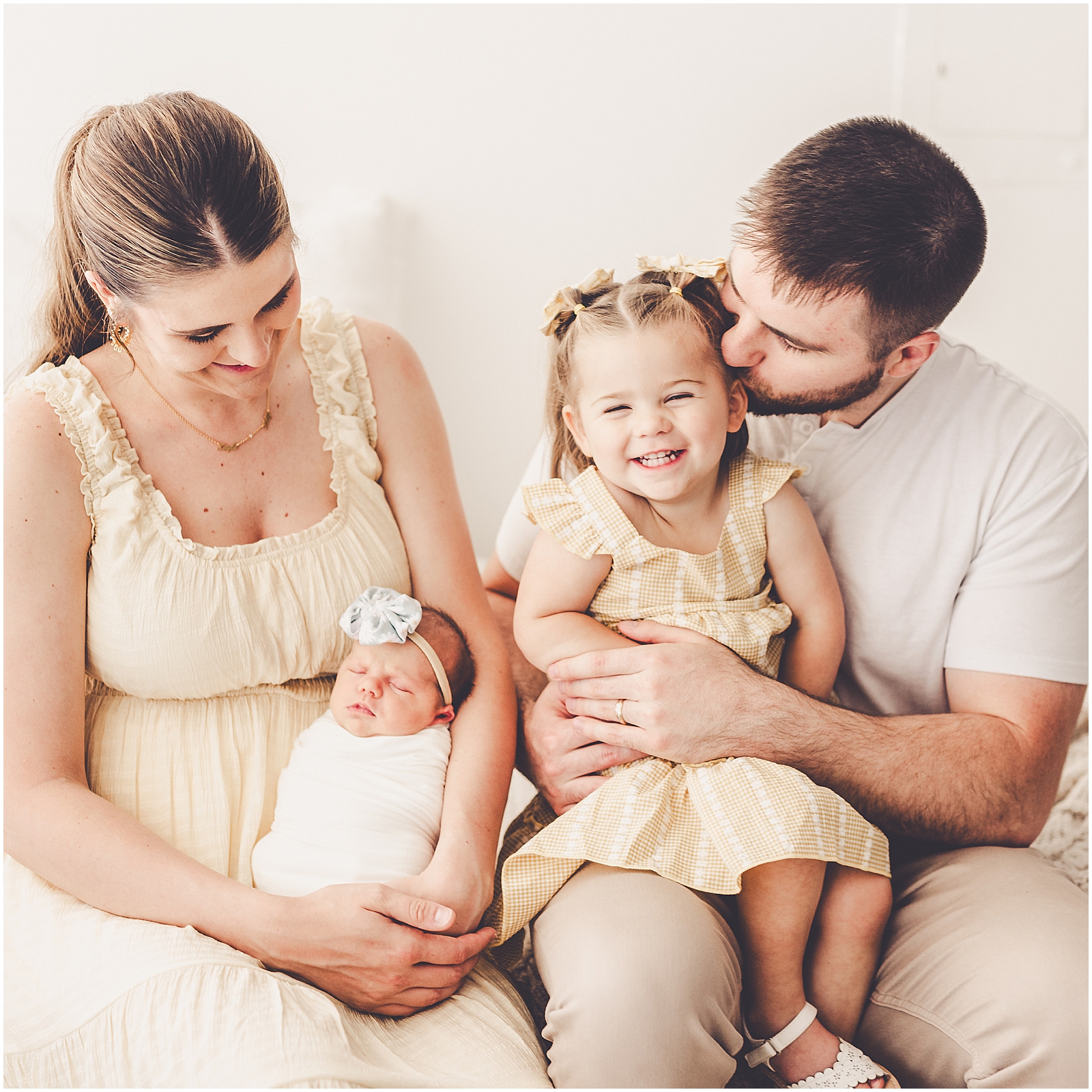 Studio newborn & family photographer in Kankakee with the Gigl family – Kankakee family photographer Kara Evans Photographer.